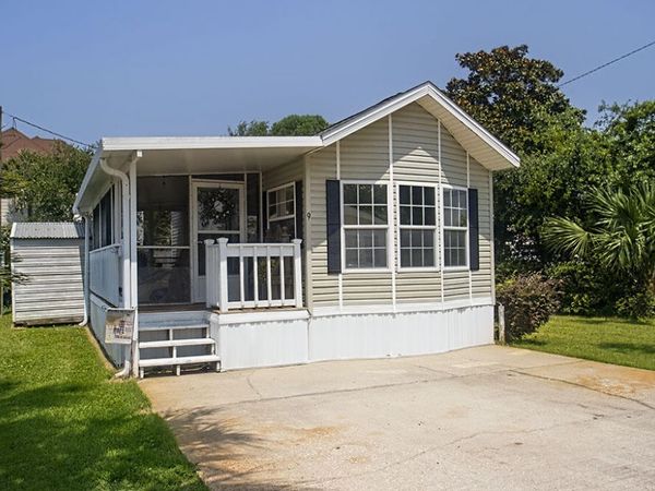 15 E Bradley Street, Unit 9, Miramar Beach, FL 32550