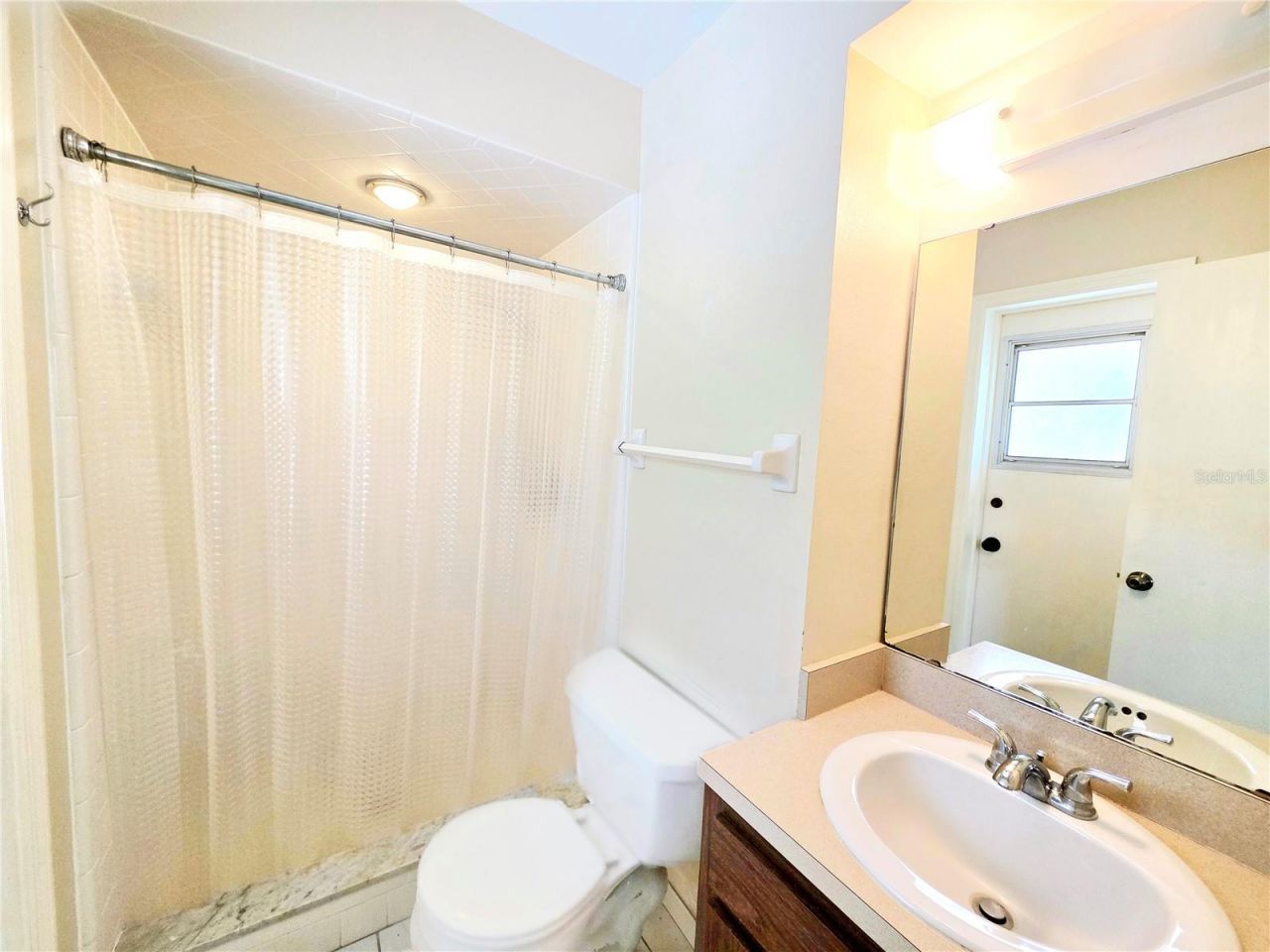 5096 The Oaks Circle, Orlando, FL 32809 Photo