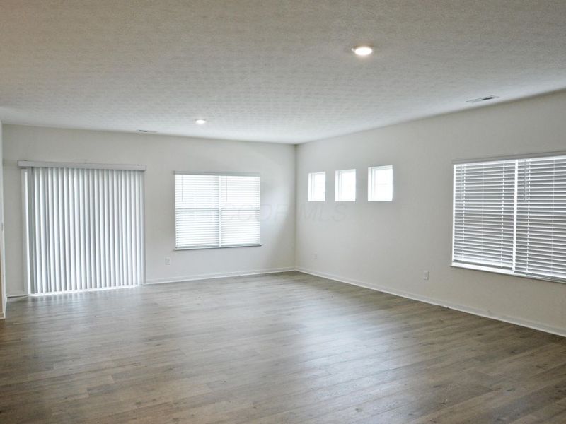 477 Helena Drive, Plain City, OH 43064 Photo 20