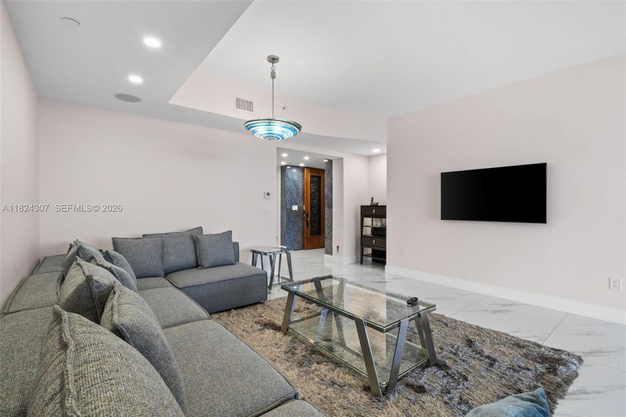 17875 Collins Ave, Unit 4102, Sunny Isles Beach, FL 33160 Photo