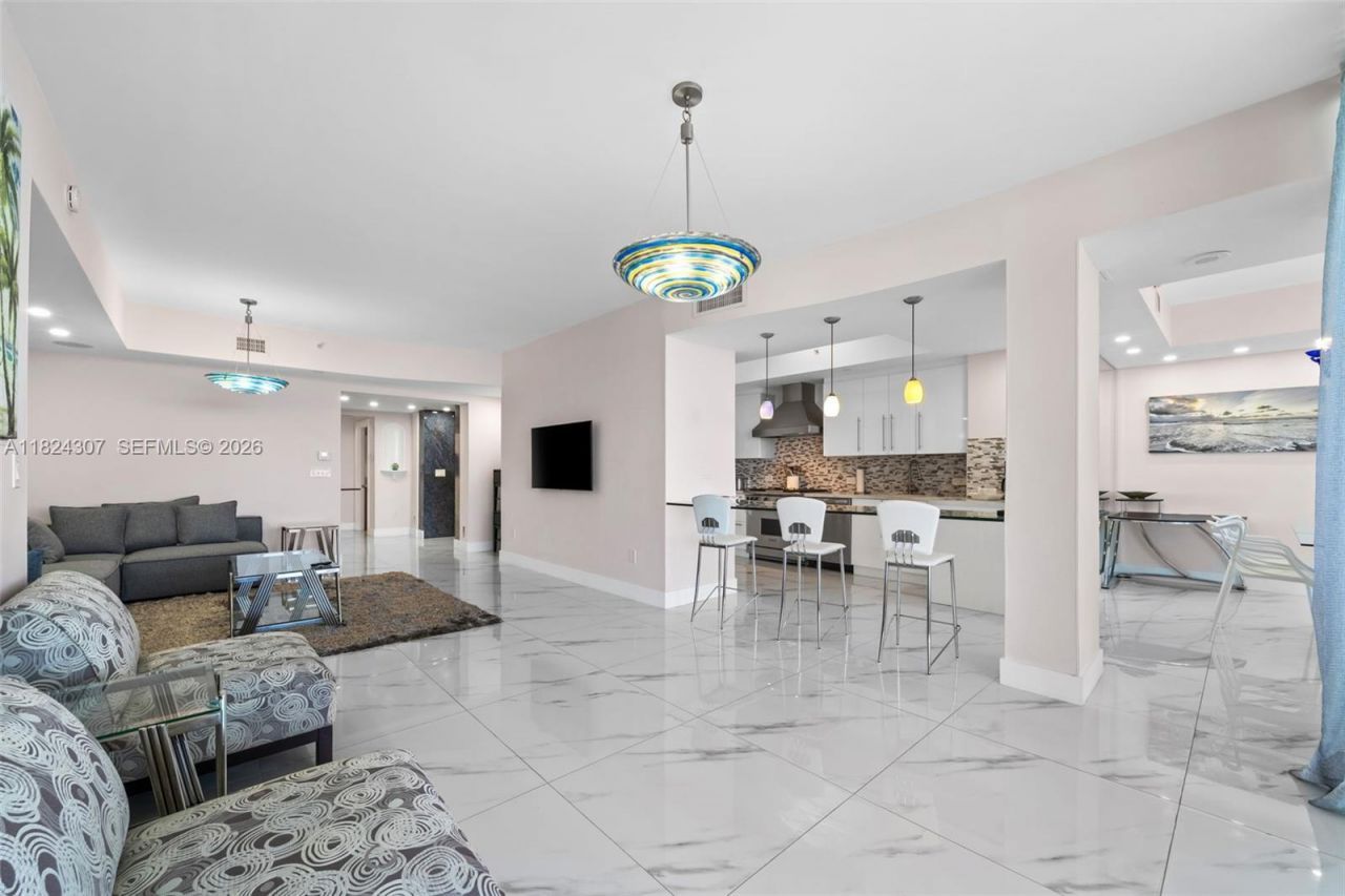 17875 Collins Ave, Unit 4102, Sunny Isles Beach, FL 33160 Photo