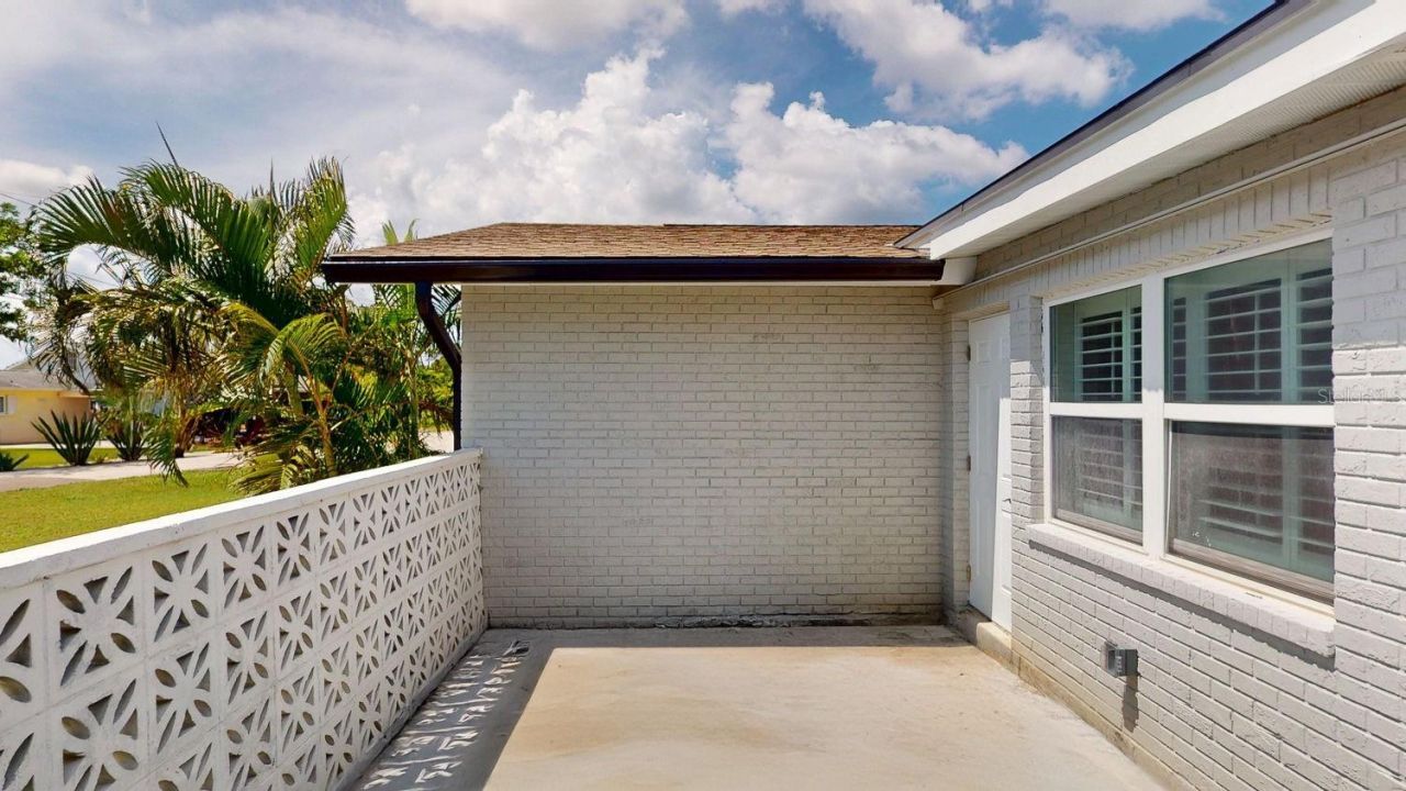 140 88th Avenue Ne, Saint Petersburg, FL 33702 Photo