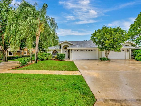 13796 Yarmouth Drive, Wellington, FL 33414