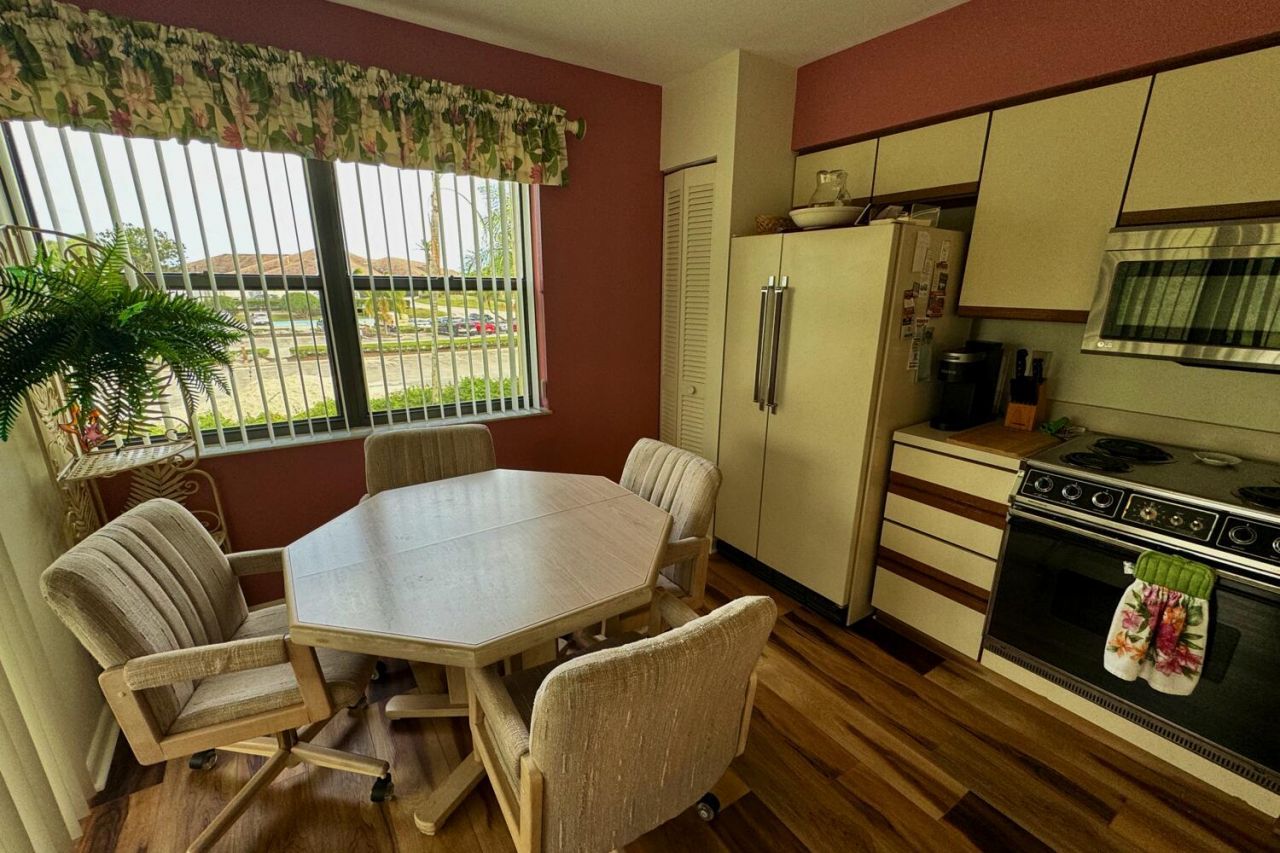 3991 SW Greenwood Way, Unit I, Palm City, FL 34990 Photo