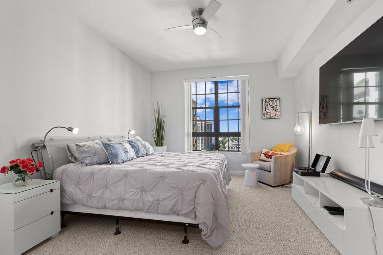 801 S Olive Avenue, Unit 1417, West Palm Beach, FL 33401 Photo