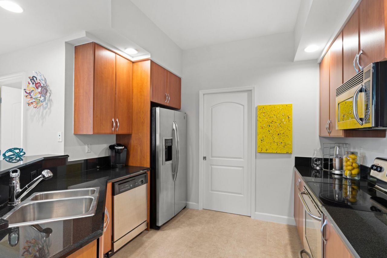 801 S Olive Avenue, Unit 1417, West Palm Beach, FL 33401 Photo