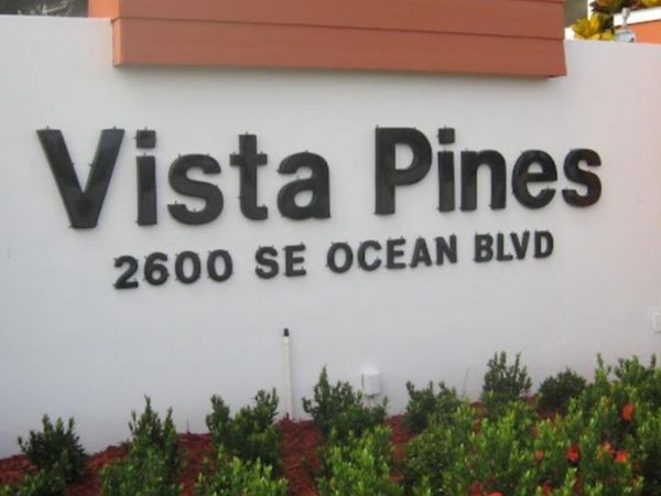 2600 SE Ocean Boulevard, Unit Y15, Stuart, FL 34996