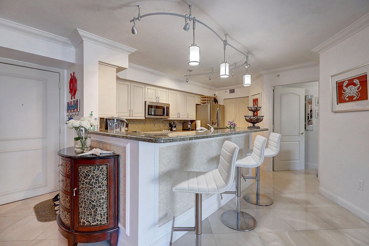 3606 S Ocean 703 Boulevard, Unit 703, Highland Beach, FL 33487 Photo