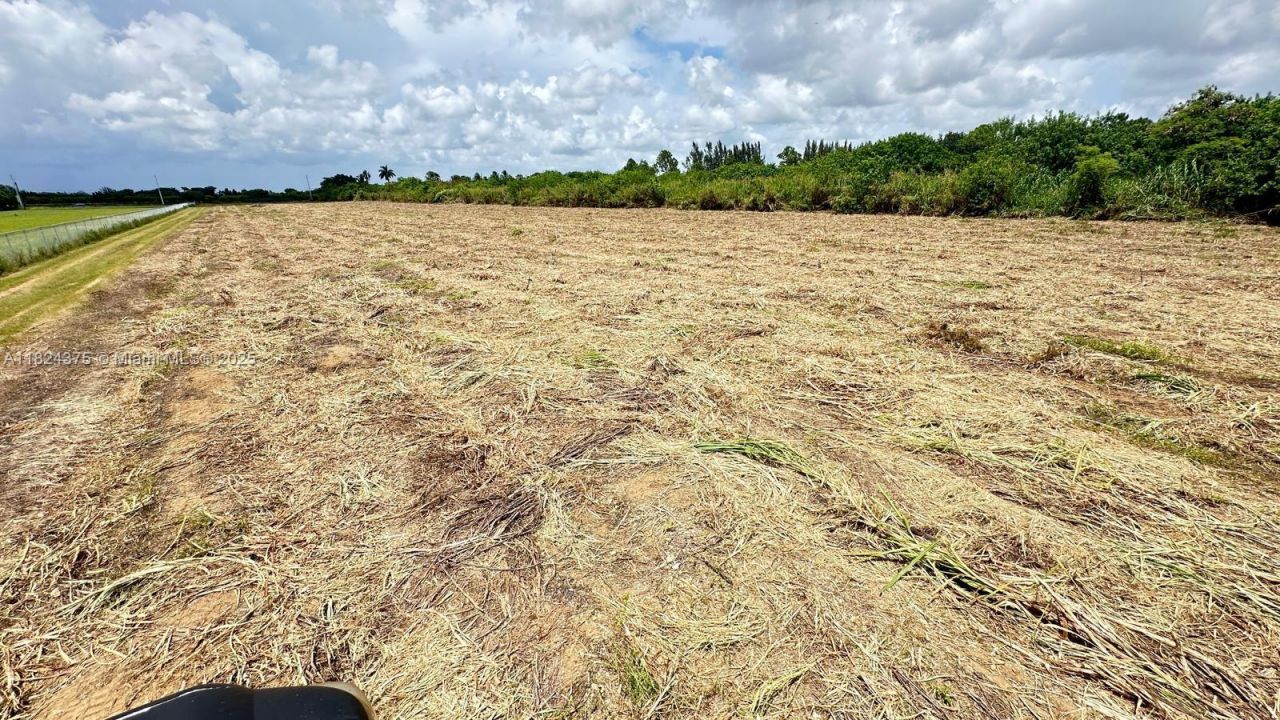 14300 SW 200, Miami, FL 33177 Photo