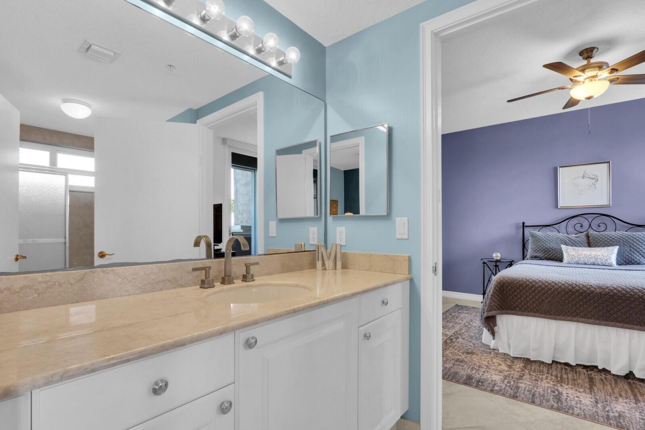 700 Ocean Royale Way, Unit 202, Juno Beach, FL 33408 Photo