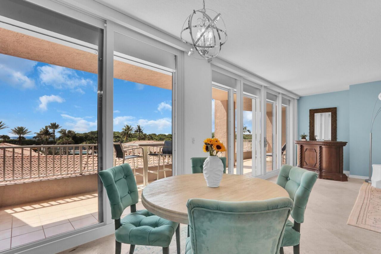 700 Ocean Royale Way, Unit 202, Juno Beach, FL 33408 Photo