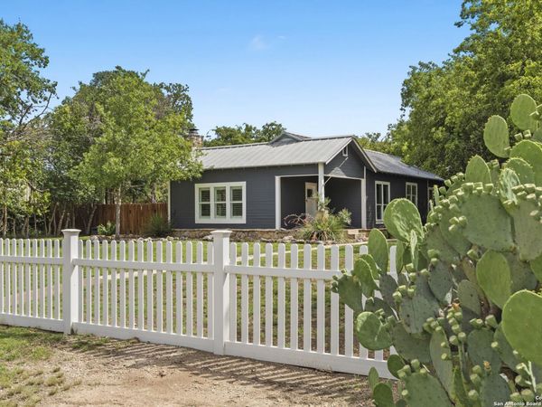 14280 State Highway 16 N, Medina, TX 78055