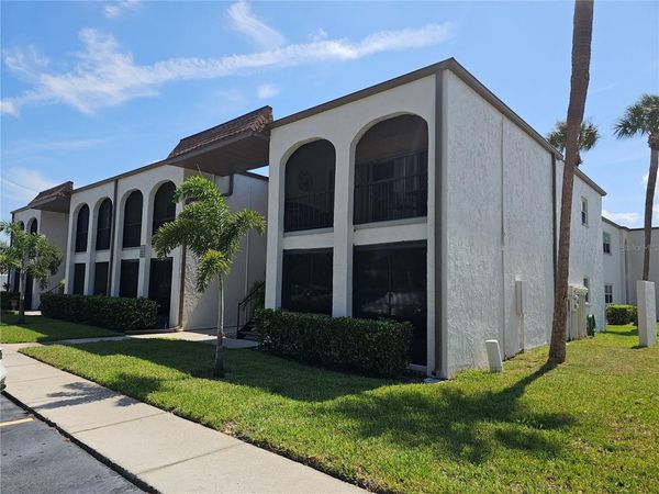 7701 STARKEY ROAD, Unit 708, SEMINOLE, FL 33777