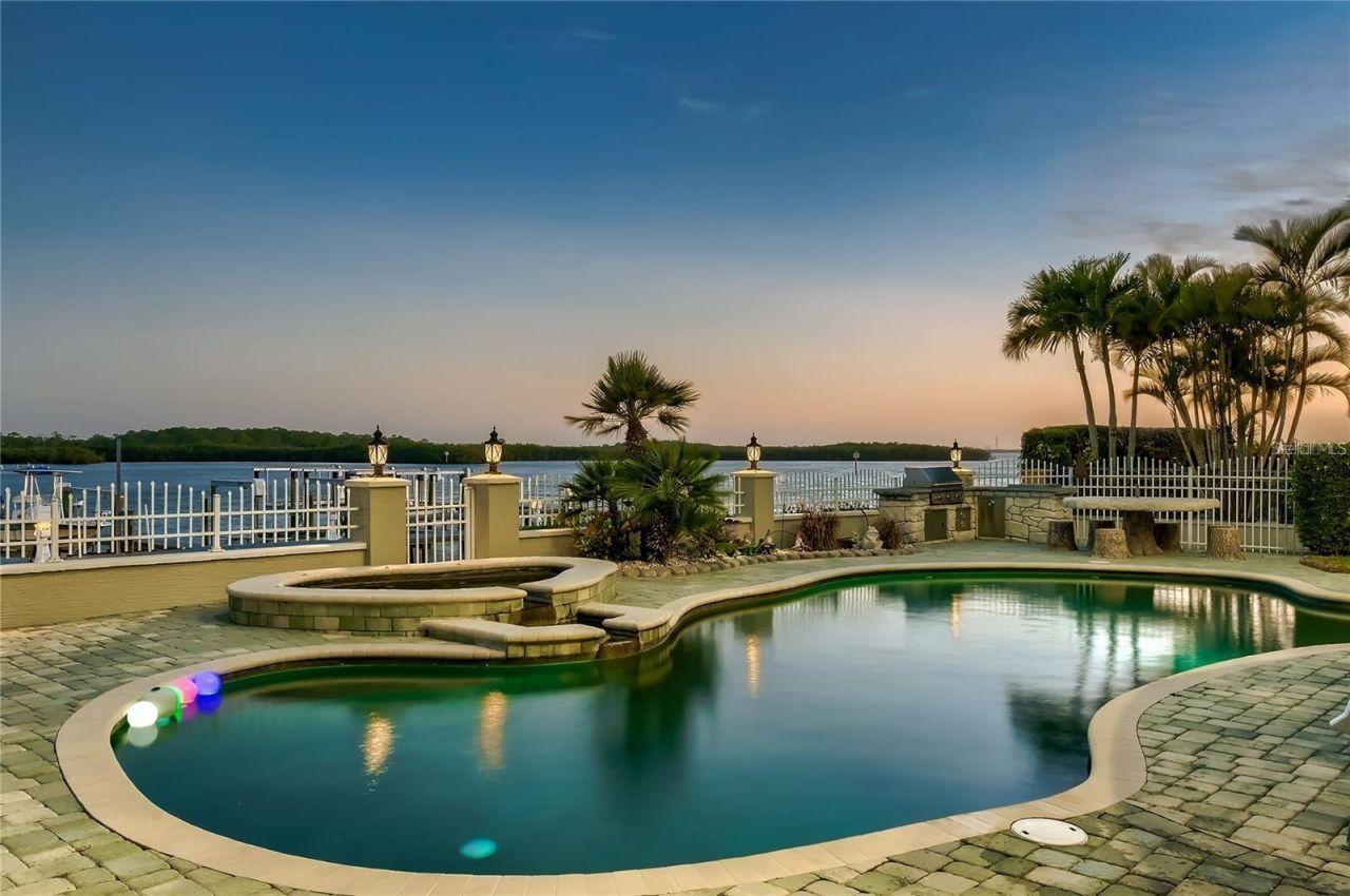 4348 Harborpointe Drive, Port Richey, FL 34668 Photo