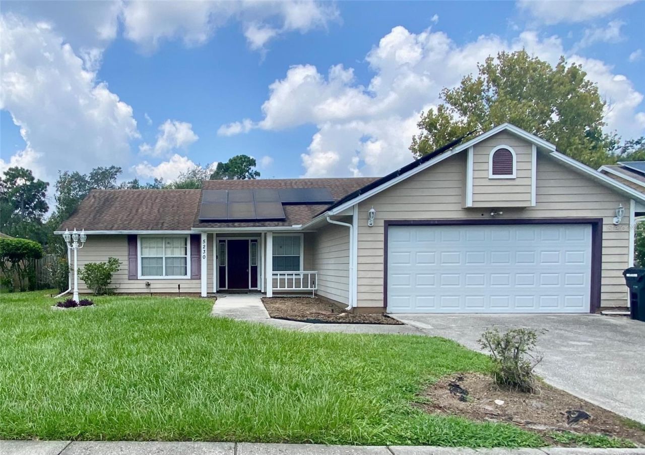 5230 Clarion Oaks Drive, Orlando, FL 32808 Main Photo