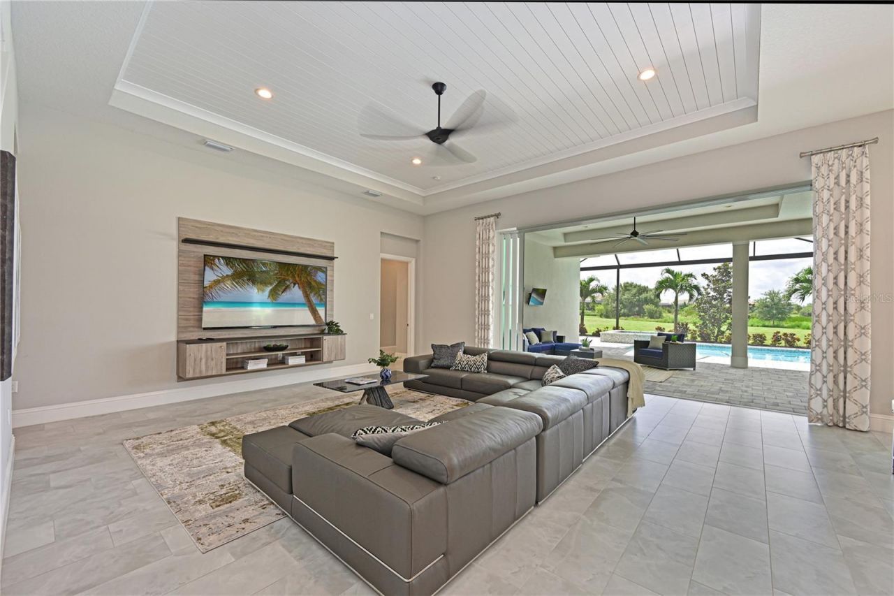 17110 Verona Place, Lakewood Ranch, FL 34202 Photo