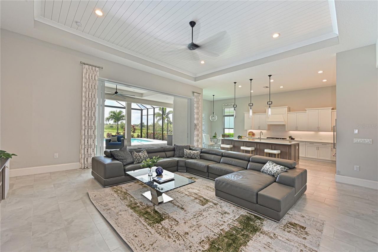 17110 Verona Place, Lakewood Ranch, FL 34202 Photo