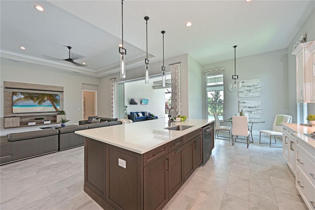 17110 Verona Place, Lakewood Ranch, FL 34202 Photo