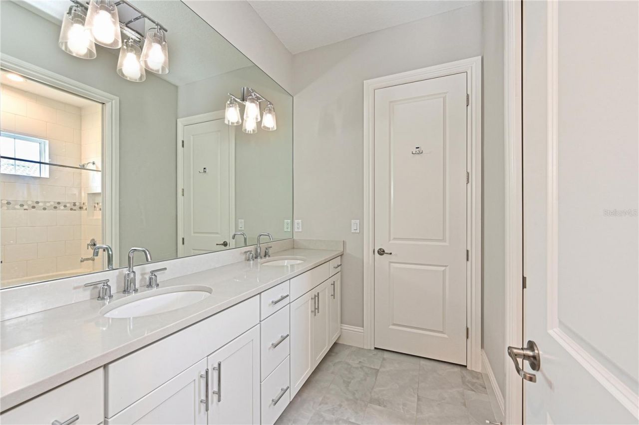 17110 Verona Place, Lakewood Ranch, FL 34202 Photo