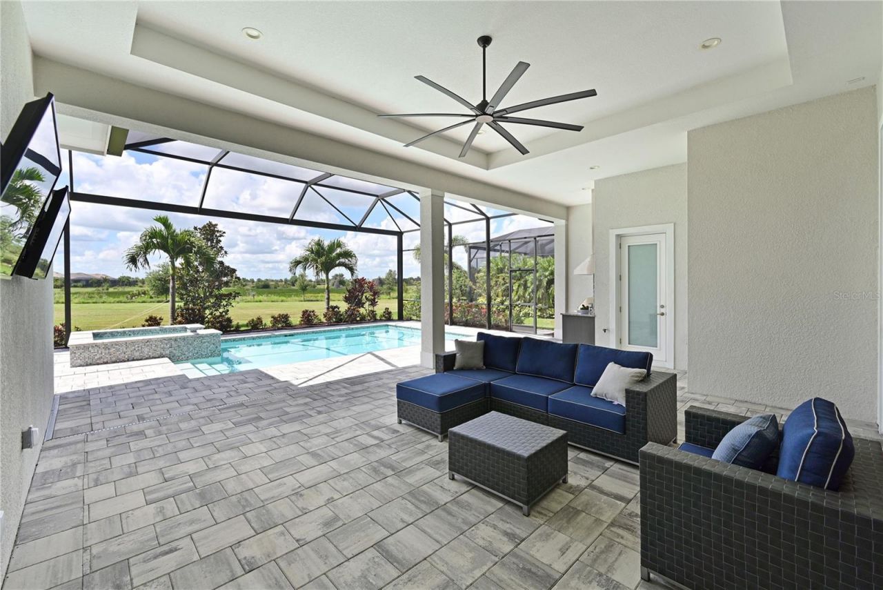 17110 Verona Place, Lakewood Ranch, FL 34202 Photo