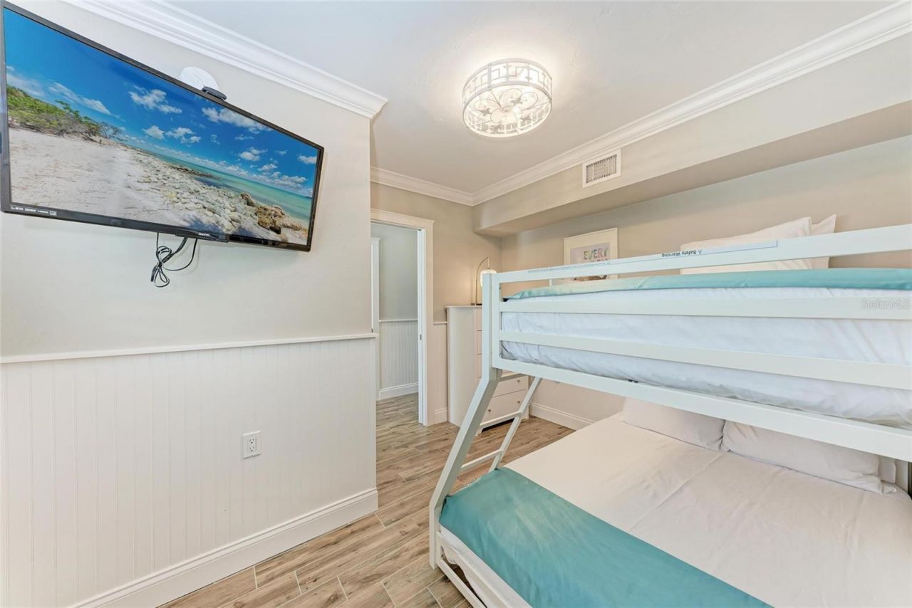 733 Holly Road, Anna Maria, FL 34216 Photo