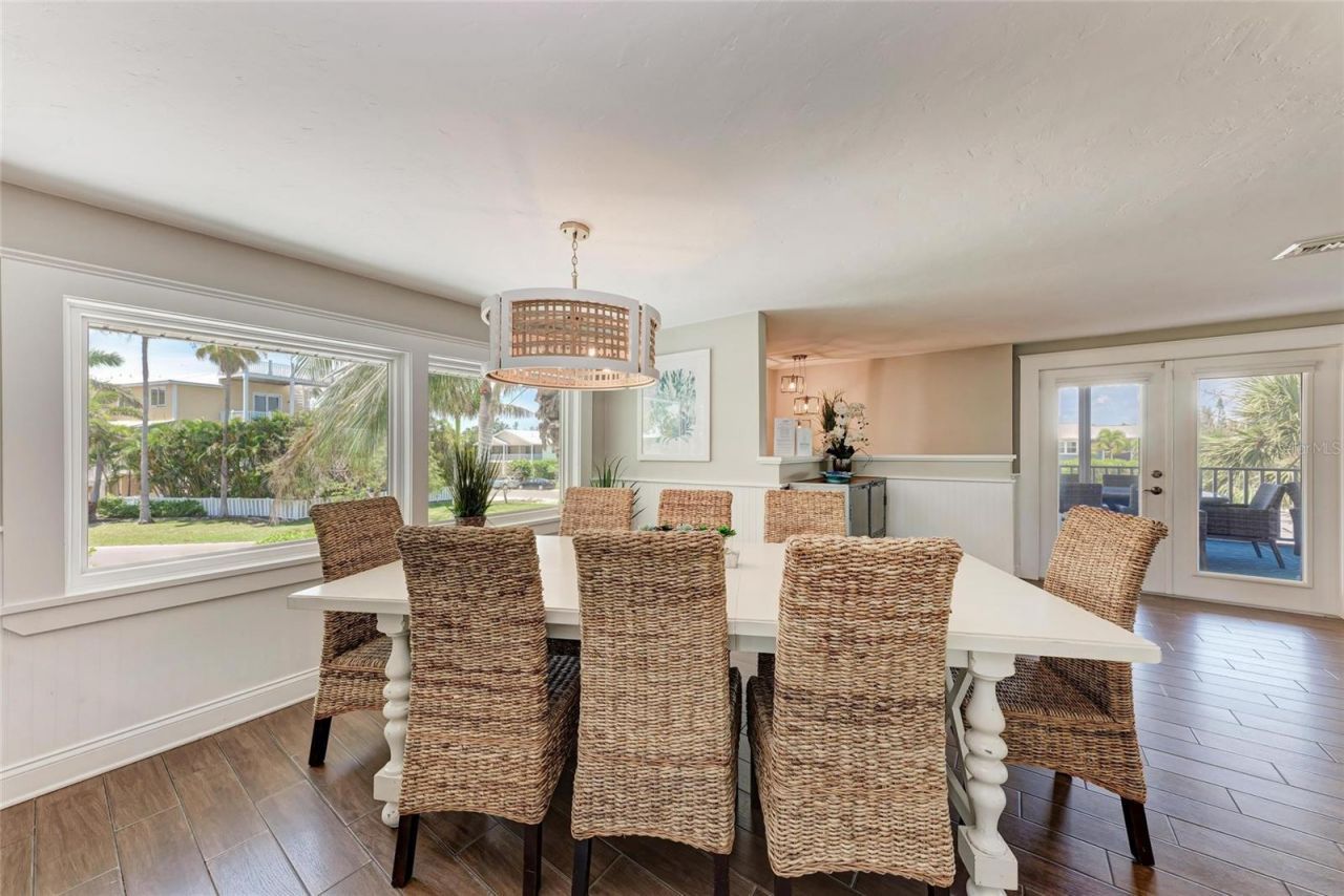 733 Holly Road, Anna Maria, FL 34216 Photo