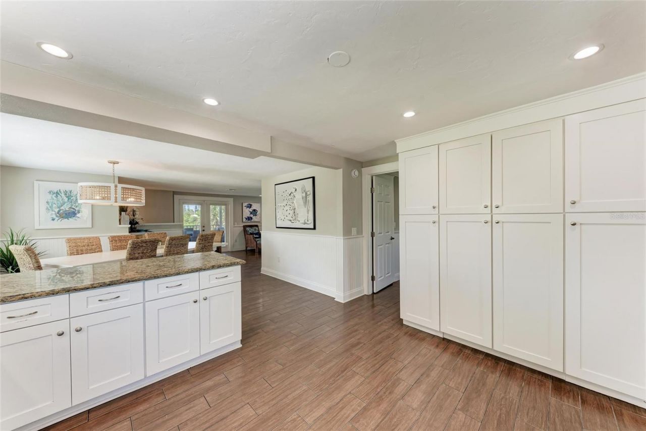 733 Holly Road, Anna Maria, FL 34216 Photo