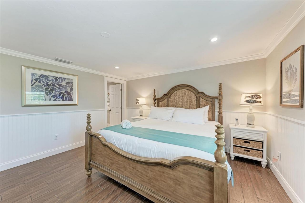 733 Holly Road, Anna Maria, FL 34216 Photo