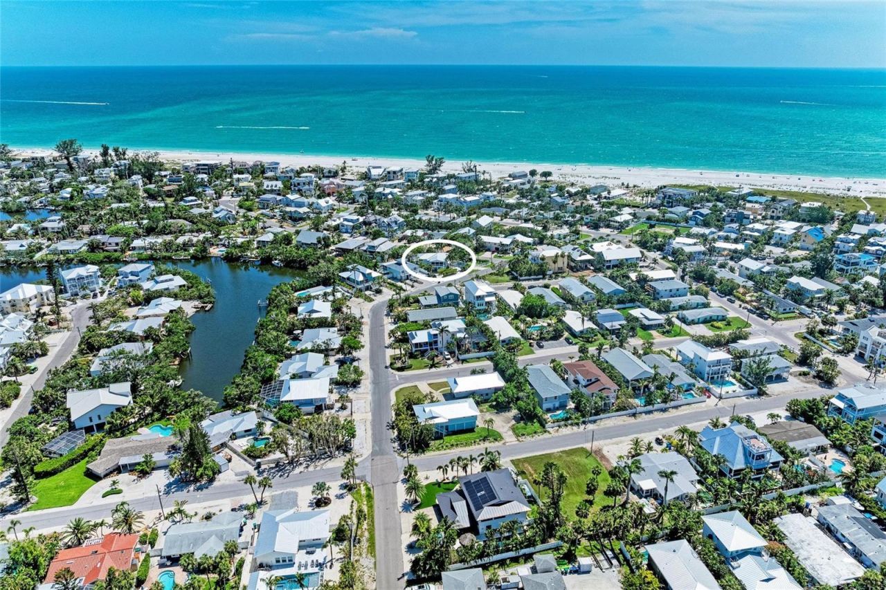 733 Holly Road, Anna Maria, FL 34216 Photo