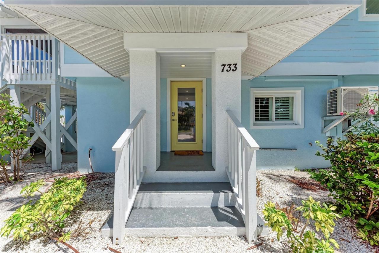 733 Holly Road, Anna Maria, FL 34216 Photo