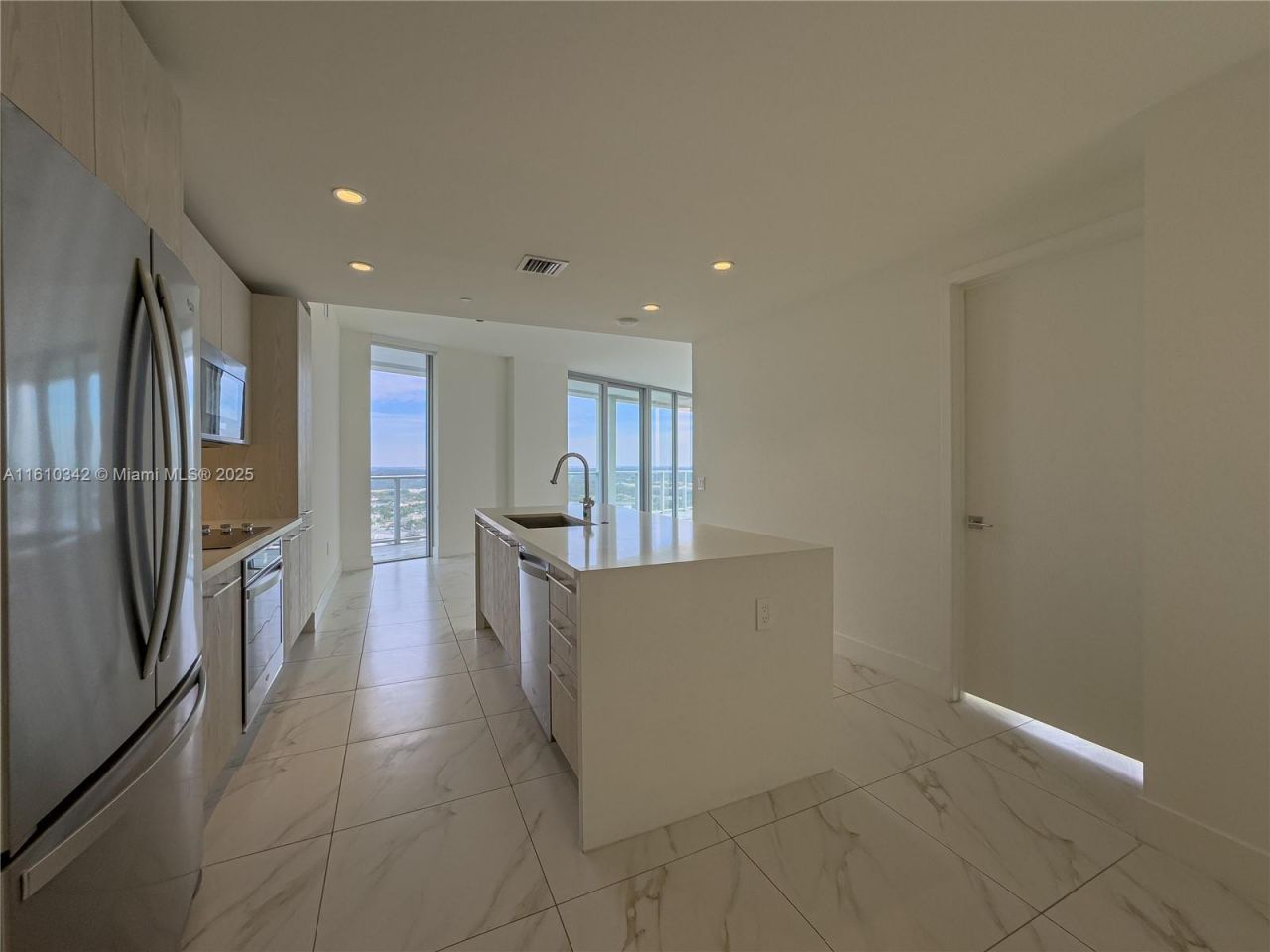 2000 Metropica Way, Unit 2009, Sunrise, FL 33323 Photo