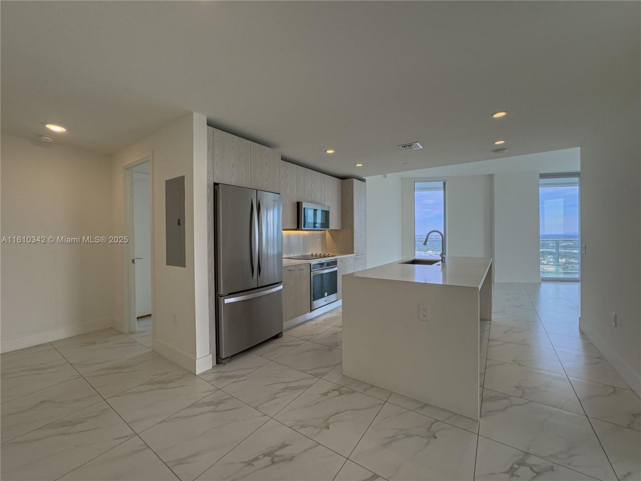 2000 Metropica Way, Unit 2009, Sunrise, FL 33323 Photo