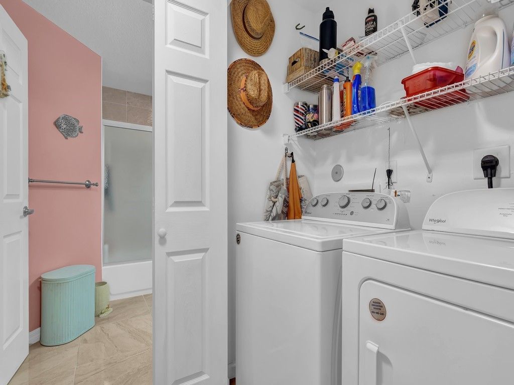 528 7th Square, Unit 102, Vero Beach, FL 32962 Photo