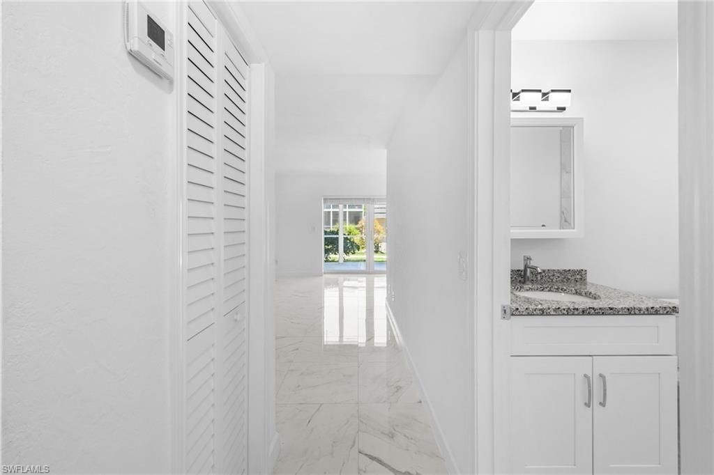 601 Periwinkle Way, Unit D1, Sanibel, FL 33957 Photo