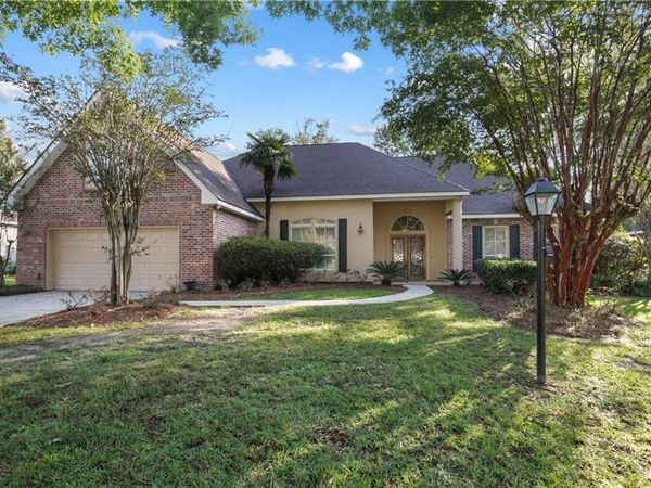 1071 RUE CHINON, Mandeville, LA 70471