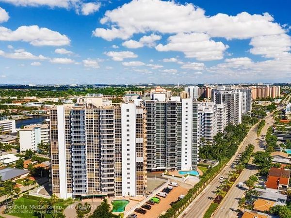 2715 N Ocean Blvd, Unit 17D, Fort Lauderdale, FL 33308