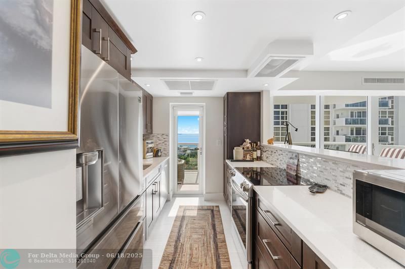 2715 N Ocean Boulevard, Unit 17D, Fort Lauderdale, FL 33308 Photo