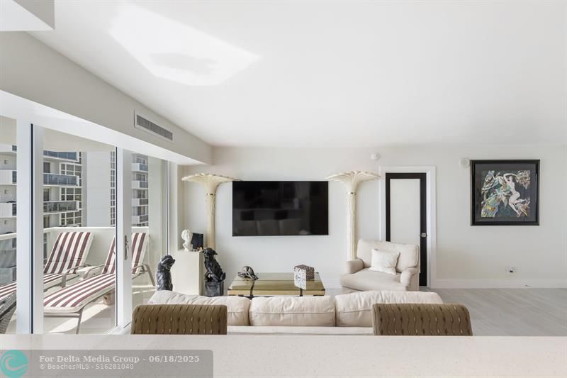 2715 N Ocean Boulevard, Unit 17D, Fort Lauderdale, FL 33308 Photo