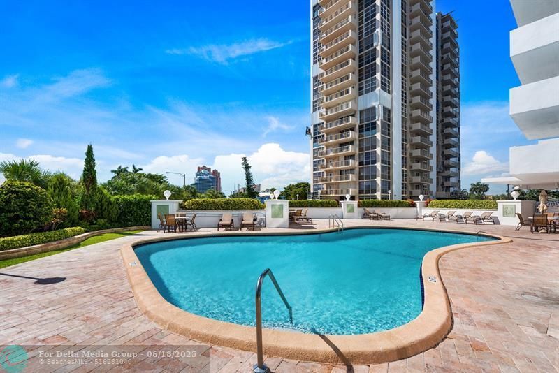 2715 N Ocean Boulevard, Unit 17D, Fort Lauderdale, FL 33308 Photo