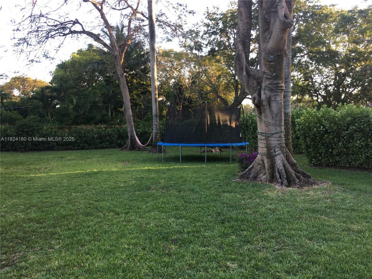 324 La Villa Dr, Miami Springs, FL 33166 Photo