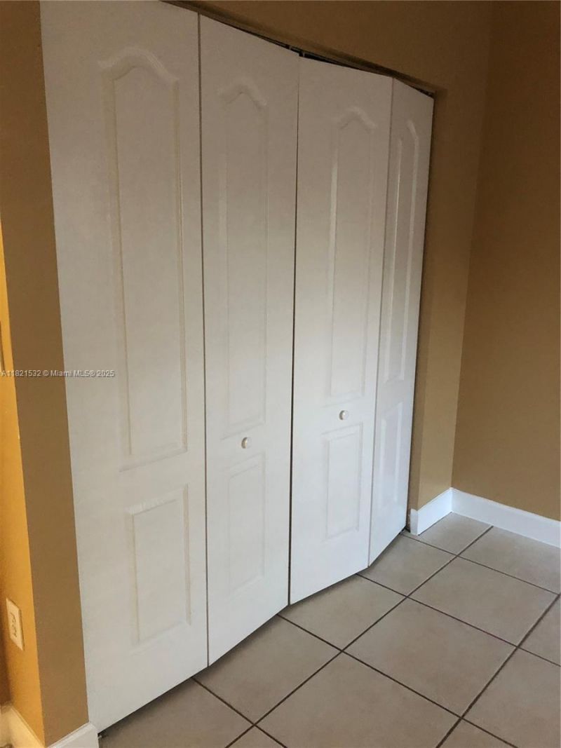 10932 NW 69 St, Doral, FL 33178 Photo