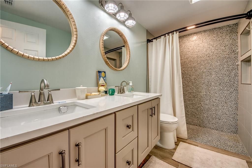 2891 Cussell Dr, Saint James City, FL 33956 Photo