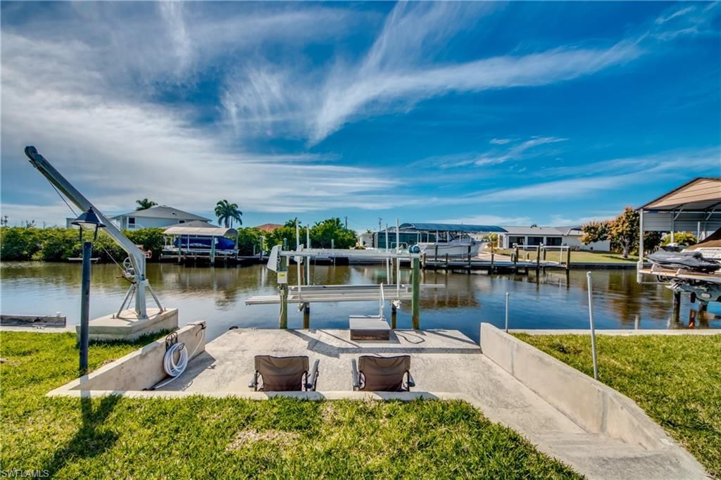 2891 Cussell Dr, Saint James City, FL 33956 Photo