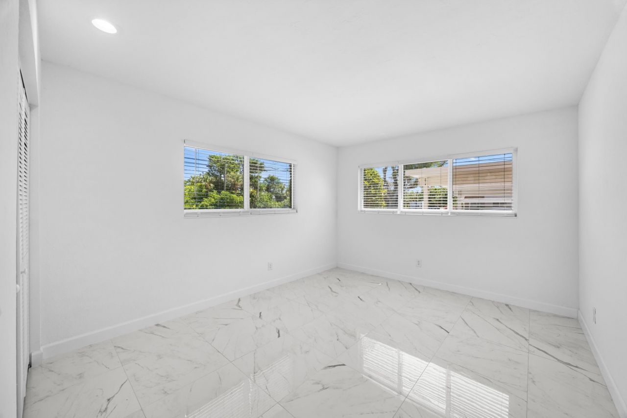 601 Periwinkle Way, Unit D1, Sanibel, FL 33957 Photo