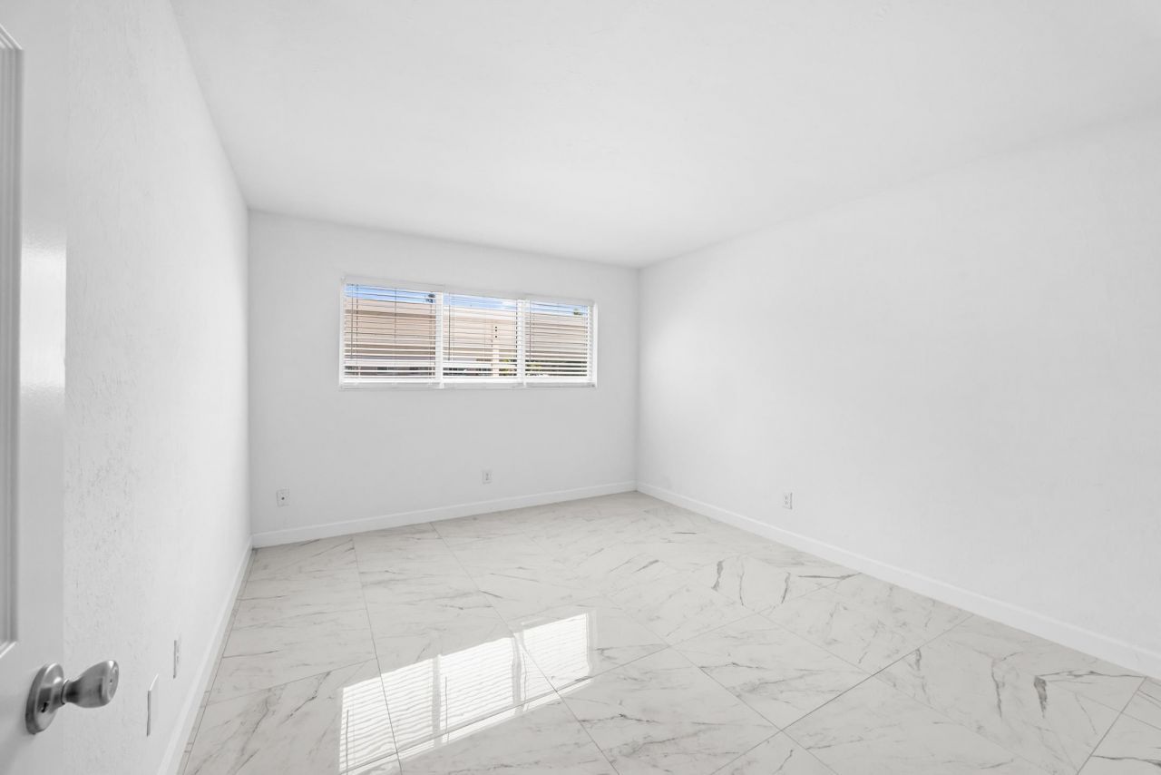 601 Periwinkle Way, Unit D1, Sanibel, FL 33957 Photo