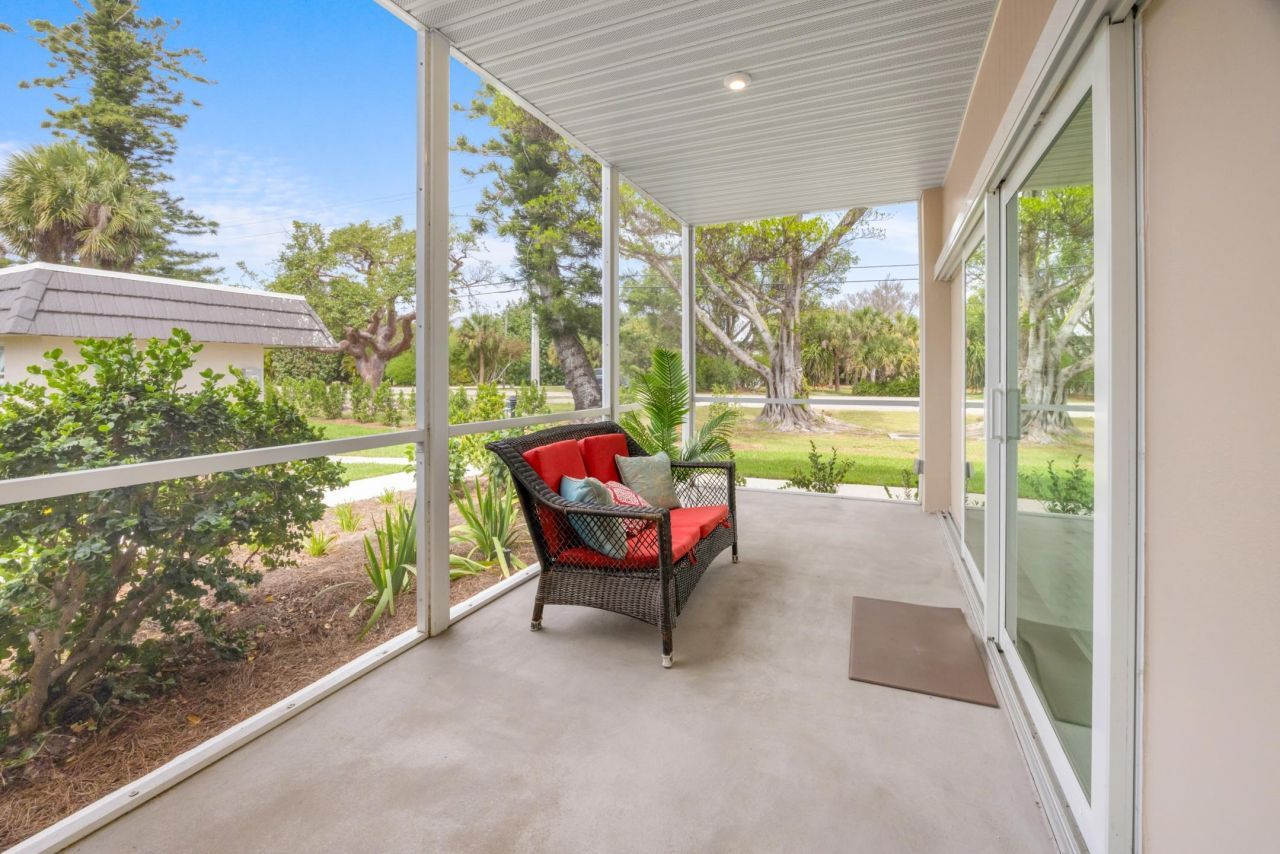 601 Periwinkle Way, Unit D1, Sanibel, FL 33957 Photo