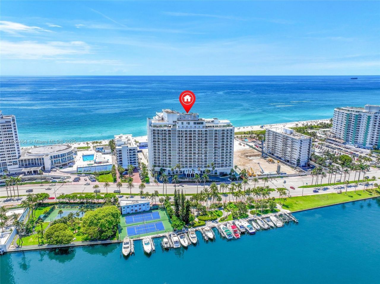 5401 Collins Ave, Unit 419, Miami Beach, FL 33140 Photo