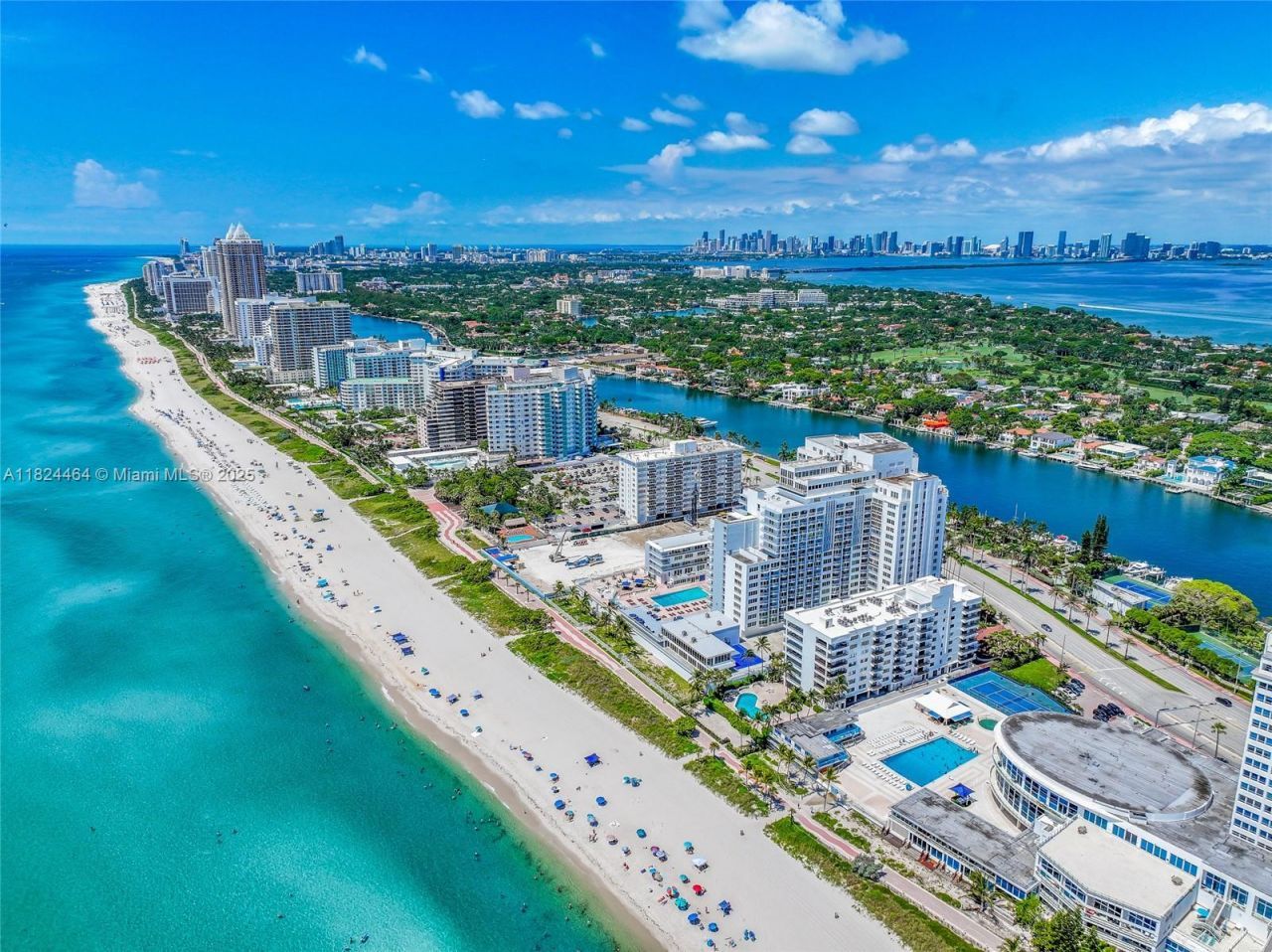 5401 Collins Ave, Unit 419, Miami Beach, FL 33140 Photo