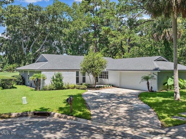 105 LUCINA Lane, Ponte Vedra Beach, FL 32082