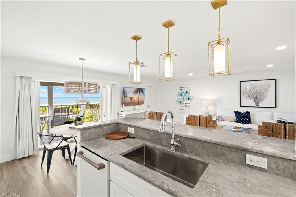 827 E Gulf Dr, Unit C6, Sanibel, FL 33957 Photo